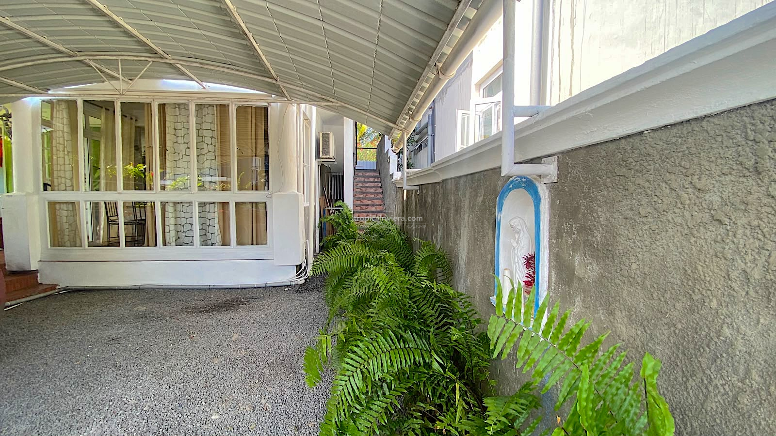 Location – Appartement 2 chambres entièrement meublé – Belle Mare