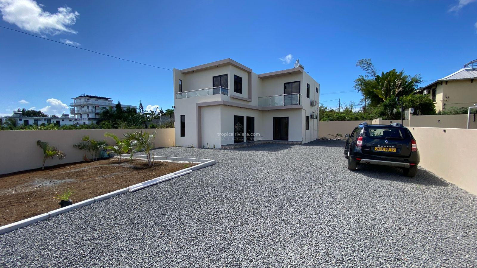 Move-In Ready in Grand Baie: A Brand-New, Fully Furnished 4-Bedroom Villa – 195 m2
