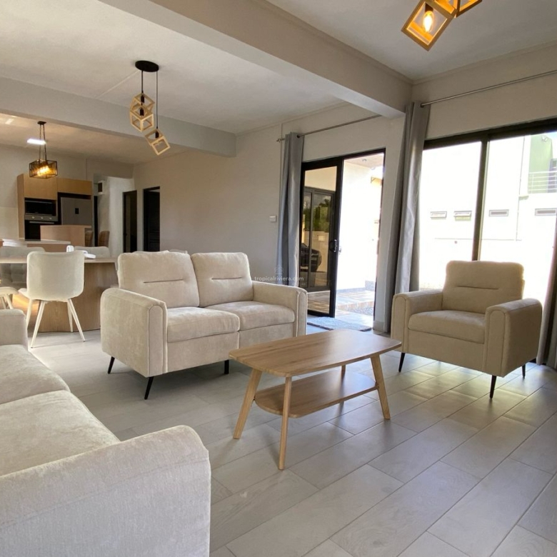 Move-In Ready in Grand Baie: A Brand-New, Fully Furnished 4-Bedroom Villa – 195 m2