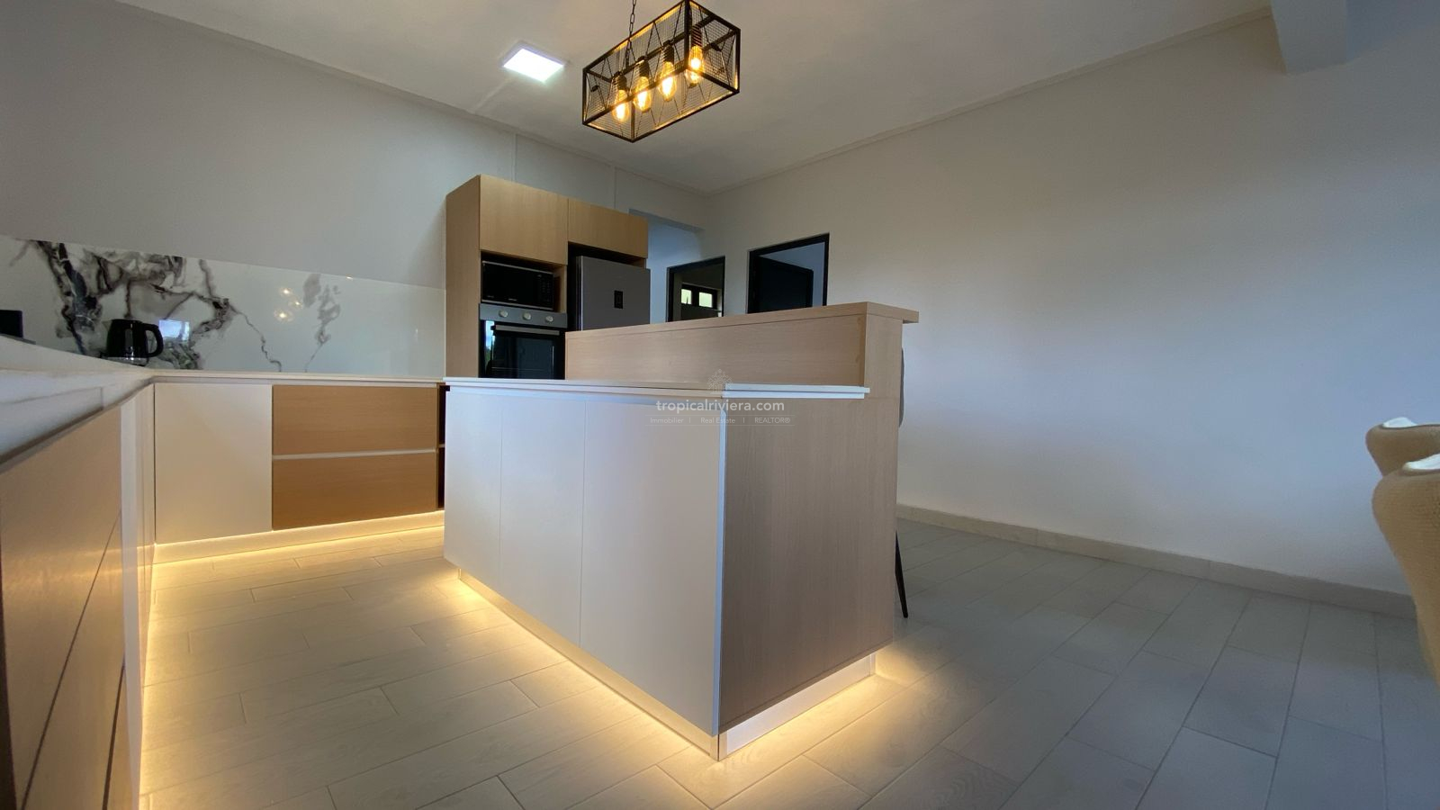 Move-In Ready in Grand Baie: A Brand-New, Fully Furnished 4-Bedroom Villa – 195 m2