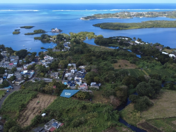 For Sale – Residential Land 669.8 m2 – Poste de Flacq