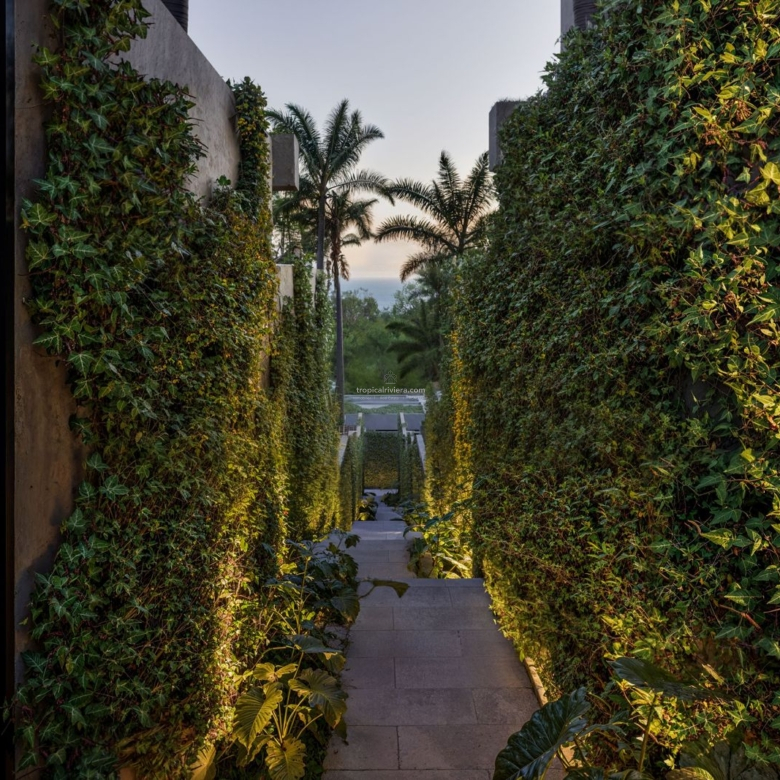 Uluwatu Hills Premium: Your Two-Storey Pool Villa in Bali