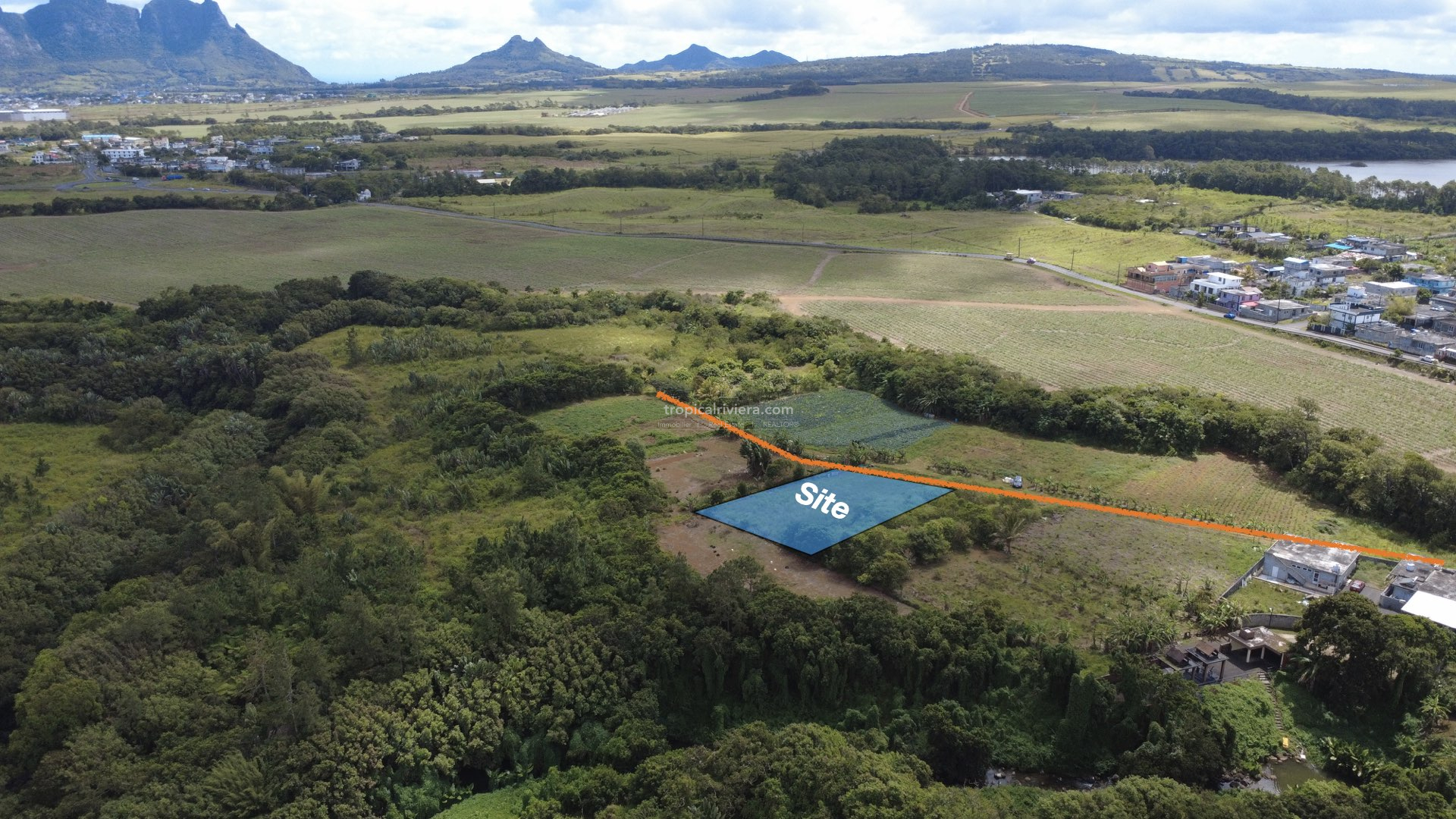 Prime Agricultural Land for Sale in Dagotière, Moka – 1,055 m²