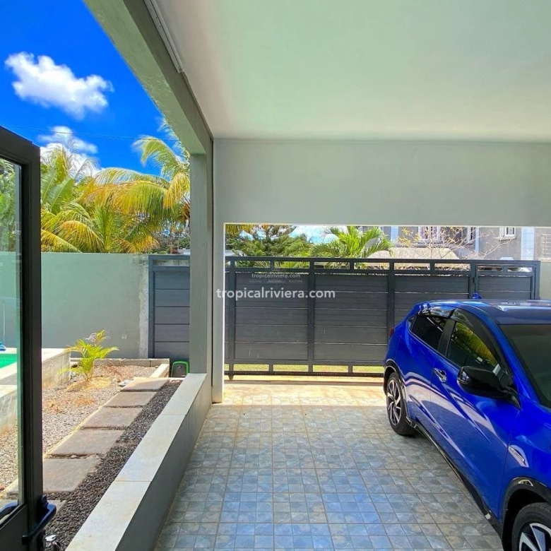 3-Bedroom Furnished Villa for Rent in Calebasses with Private Pool