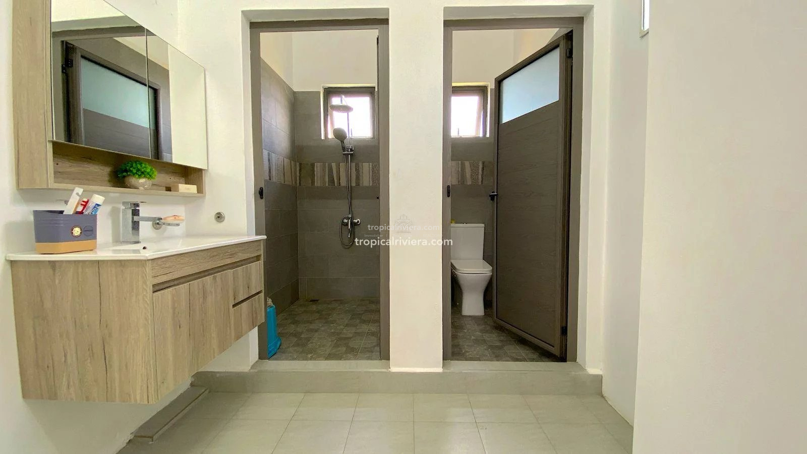 3-Bedroom Furnished Villa for Rent in Calebasses with Private Pool